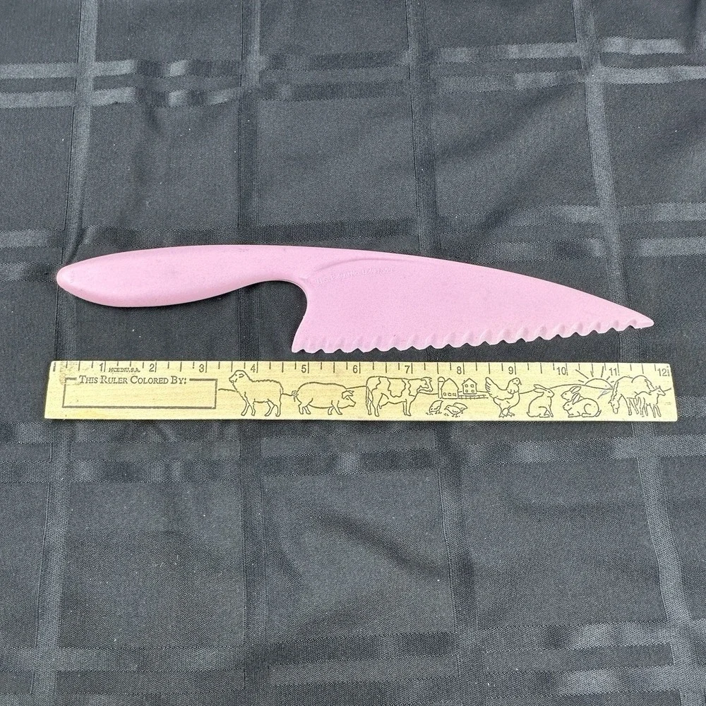 PAMPERED CHEF PINK NYLON KNIFE # 4462 Serrated NoBrown Lettuce Cookware Safe 12